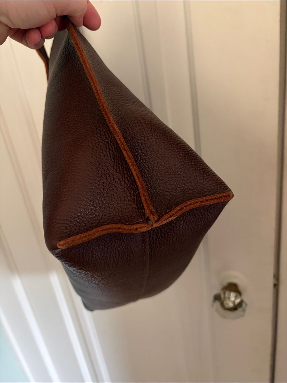 Portland Leather • Medium August Tote in Coldbrew - Picture 8 of 8